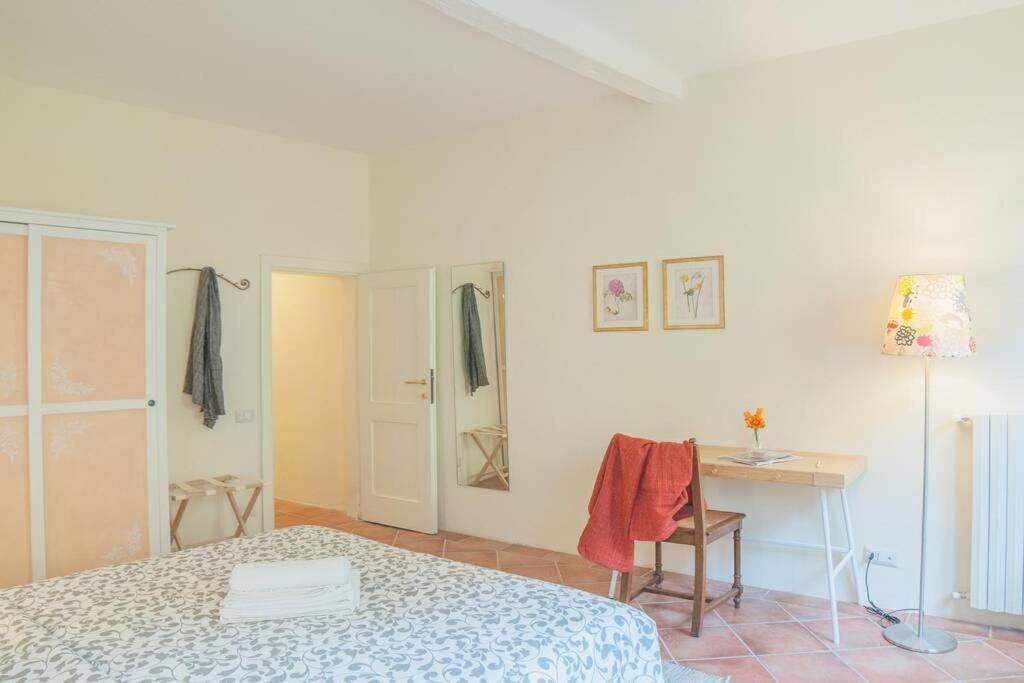 Apartament Cozy Macci flat 4 people near Santa Croce Square Florencja Zewnętrze zdjęcie