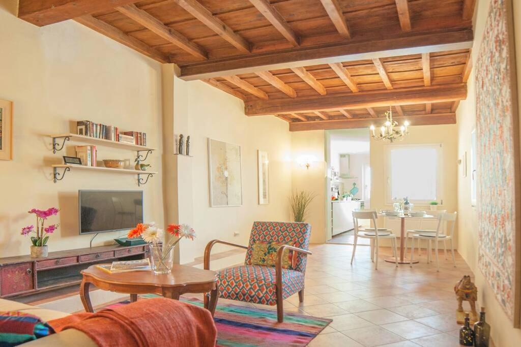 Apartament Cozy Macci flat 4 people near Santa Croce Square Florencja Zewnętrze zdjęcie